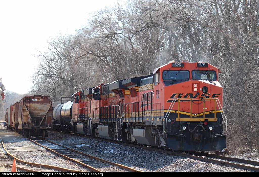 BNSF 525